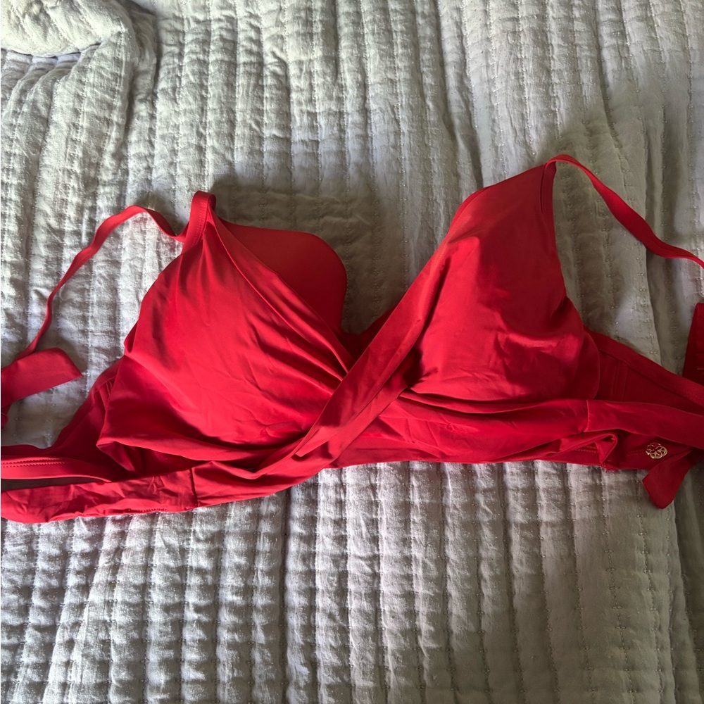 🌸 2 for $20 sale 🌸 Push-up/wrap bikini top